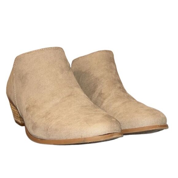 Torrid Taupe Ankle Booties Size 10WW - Picture 6 of 12